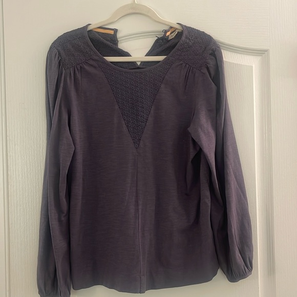 White stuff top from UK - Picture 1 of 1